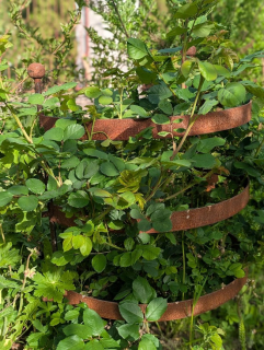 Kovová opora na růže a trvalky - oblouk, ozdobné kuličky